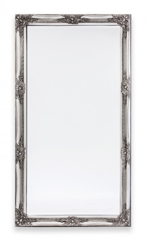 Velké stříbrné zrcadlo zdobené