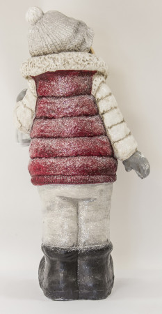 detail Zimní chlapec v červené vestě GD DESIGN