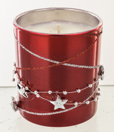 detail Vánoční svíčka ve skle se stříbrnou ozdobou červená GD DESIGN