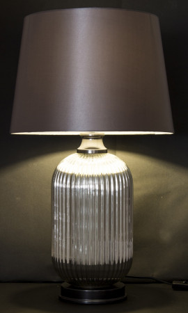 detail Skleněná stolní lampa s šedým stínidlem GD DESIGN