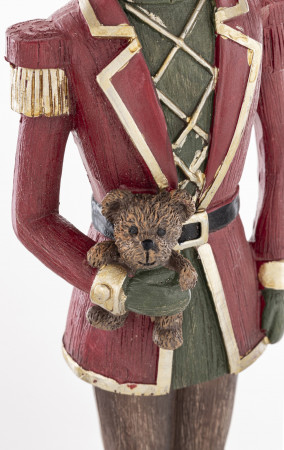 detail Figurka jelen v uniformě GD DESIGN