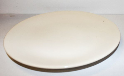 Keramický talíř