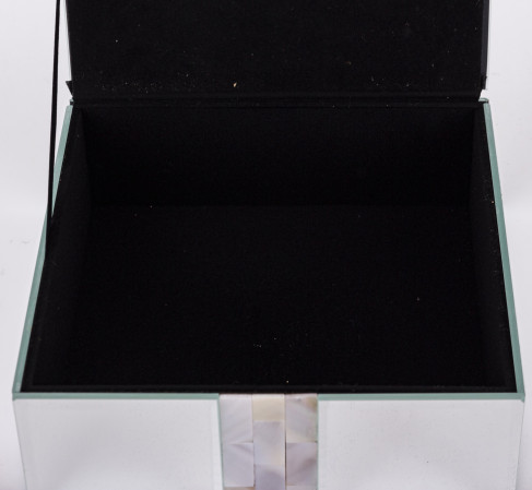 detail Skleněná krabička na šperky GD DESIGN