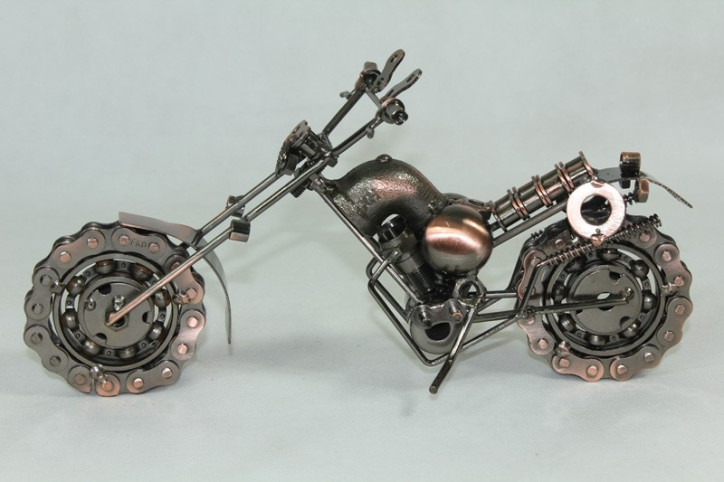 detail Replika kovová motorka s patinou GD DESIGN