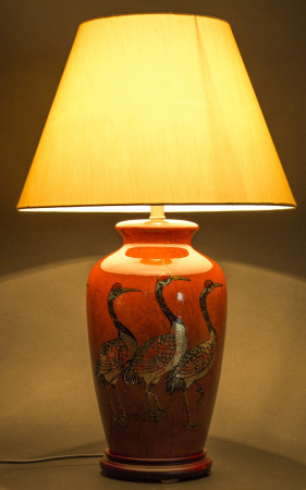 detail Lampa stolní červenohnědá GD DESIGN