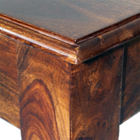 detail Dřevěný stolek GD DESIGN