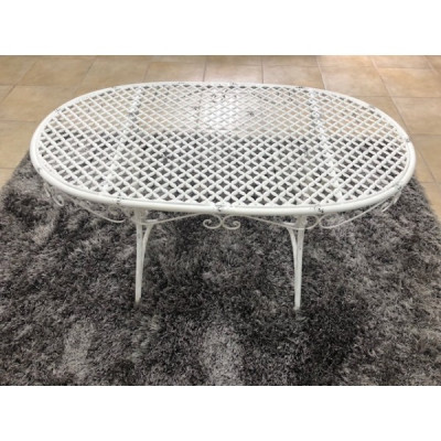 Zahradní kovový stolek
