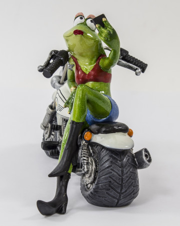 detail Figurka žabka na motorce GD DESIGN