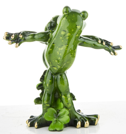 detail Figurka zamilované žabky s nataženýma rukama GD DESIGN