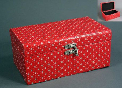 Červená dekorační krabička